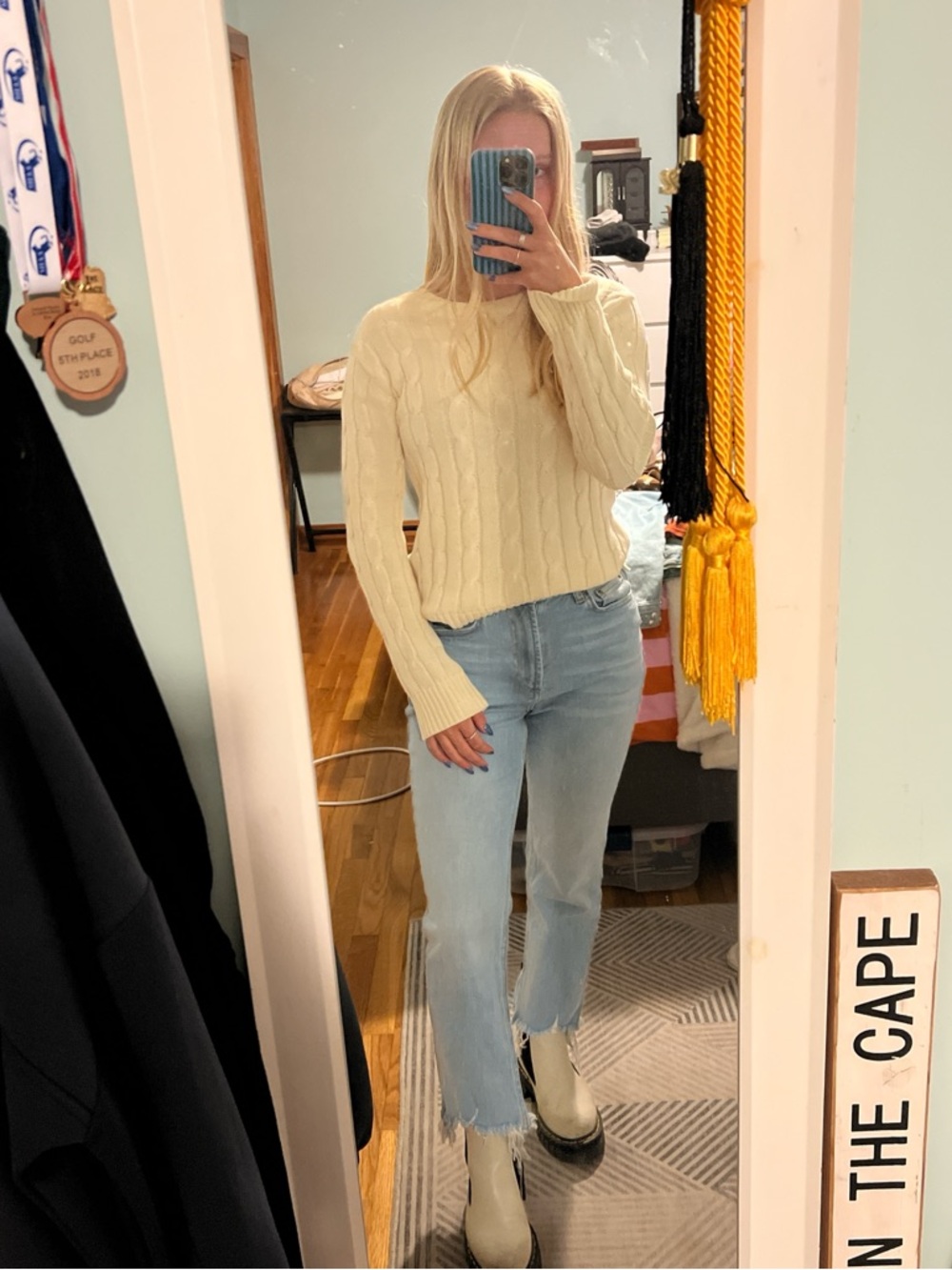 Zara Light Blue Cropped Straight Jeans with Frayed Hem